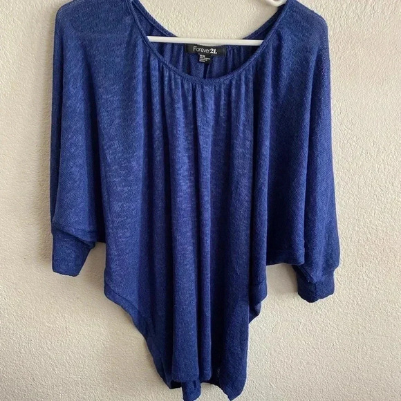 💥Forever 21 Navy Crew Neck Top M - Picture 3 of 5